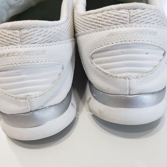 Skechers Wide Fit Memory Foam Woman's Slip on Walking Shoes, Size 10 - Picture 5 of 9